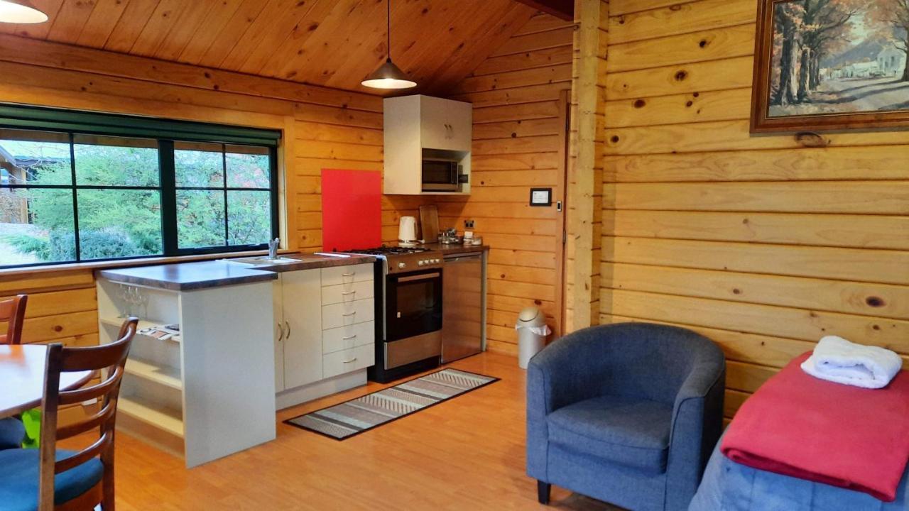 Central Chalets Ltd Alexandra Buitenkant foto