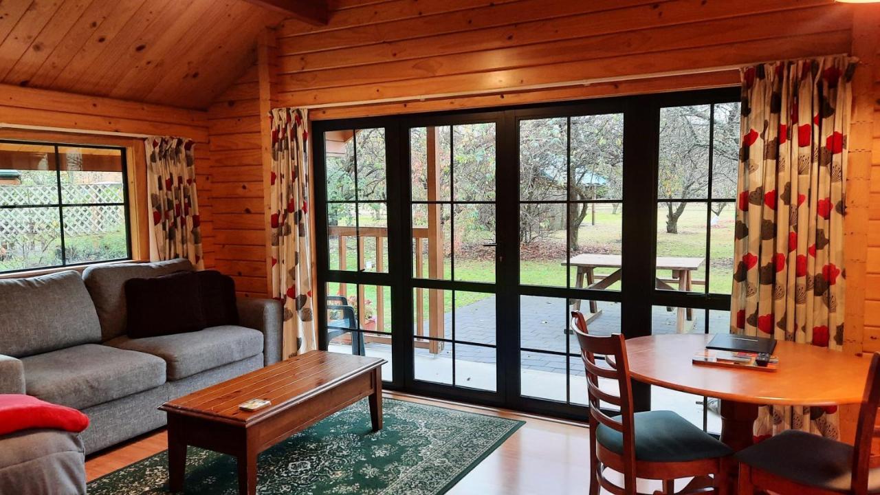 Central Chalets Ltd Alexandra Buitenkant foto