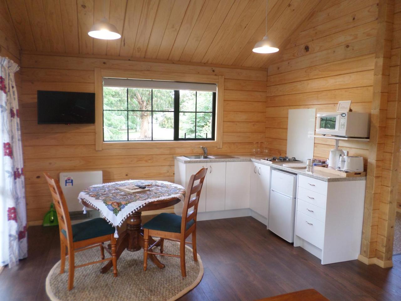 Central Chalets Ltd Alexandra Buitenkant foto
