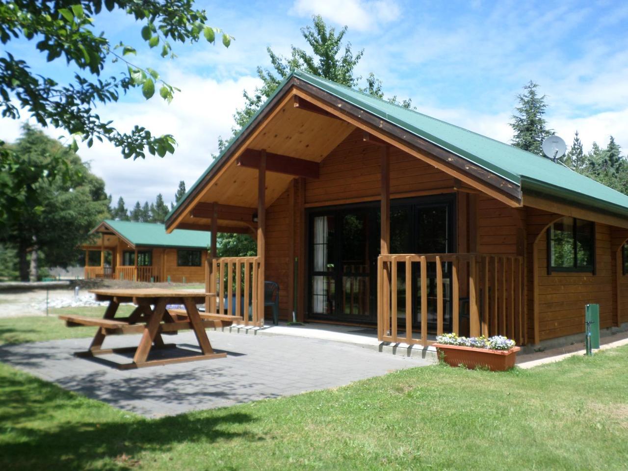 Central Chalets Ltd Alexandra Buitenkant foto